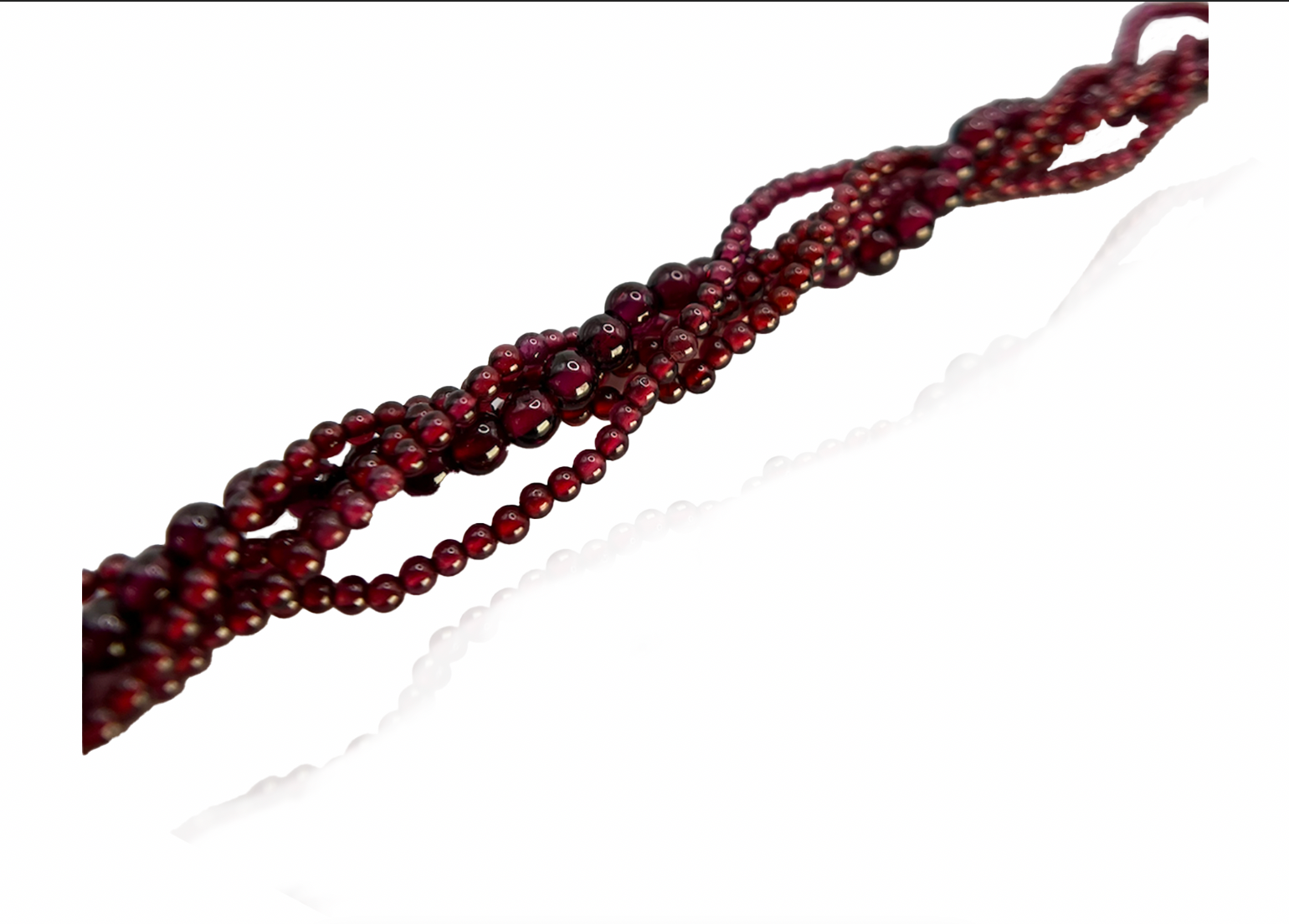 Memento Clasp Garnet Torsade Bracelet