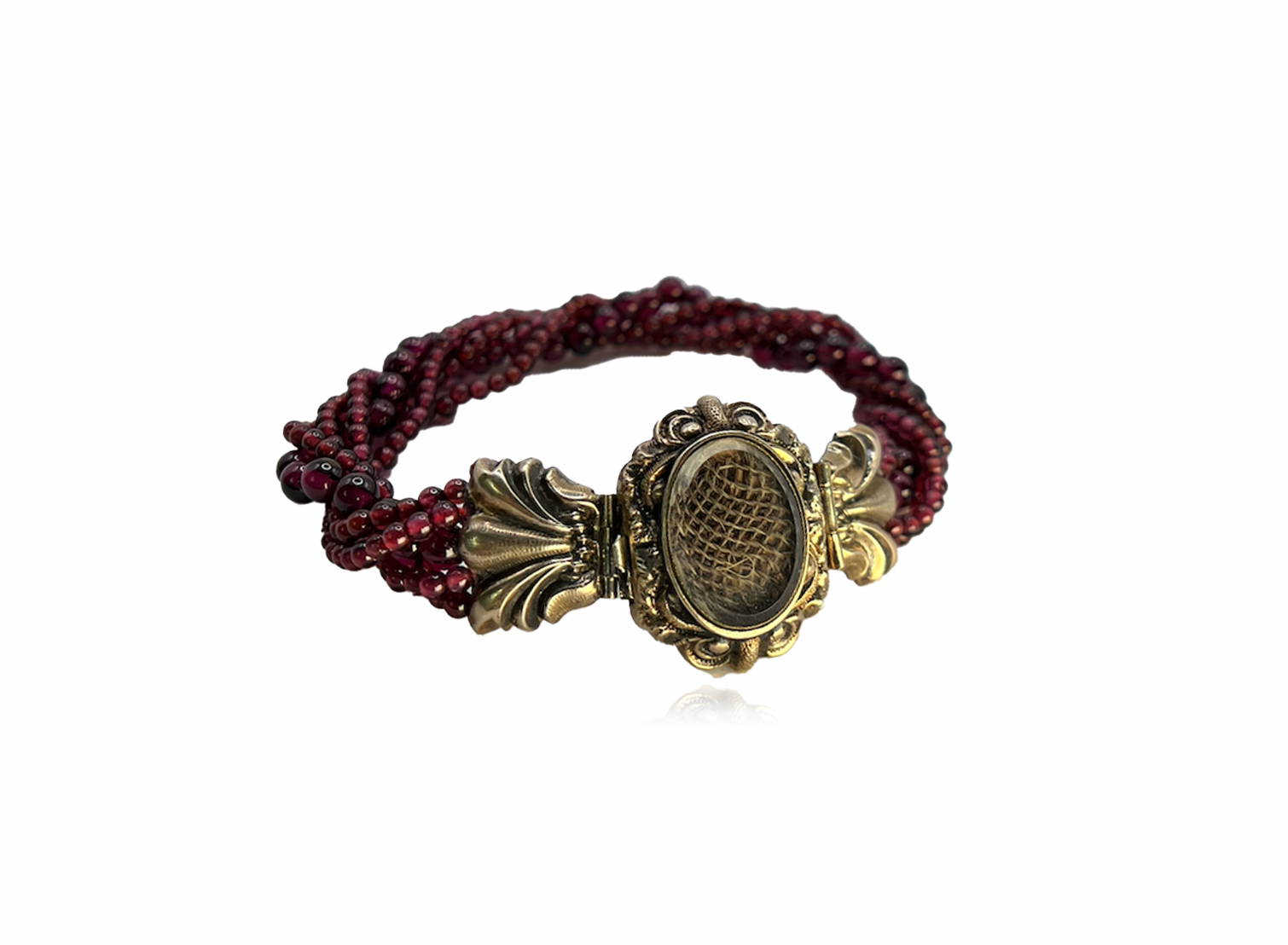Memento Clasp Garnet Torsade Bracelet