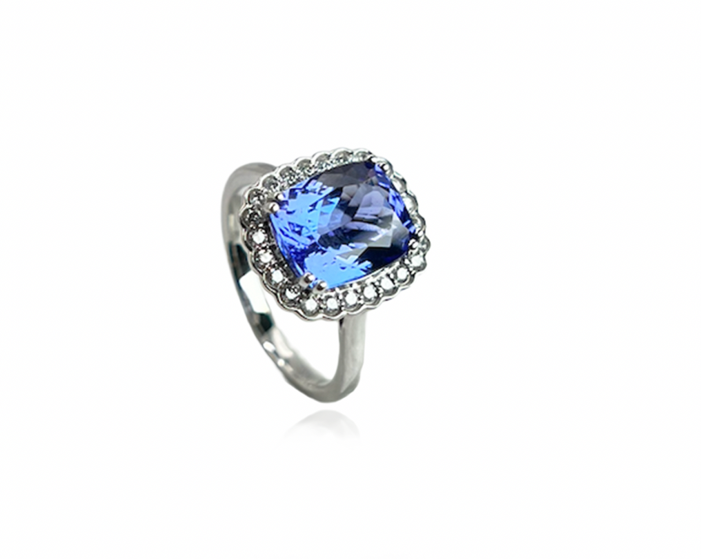 Tanzanite and Diamond Ring