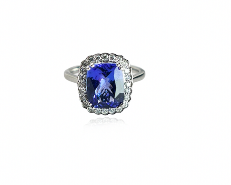 Tanzanite and Diamond Ring