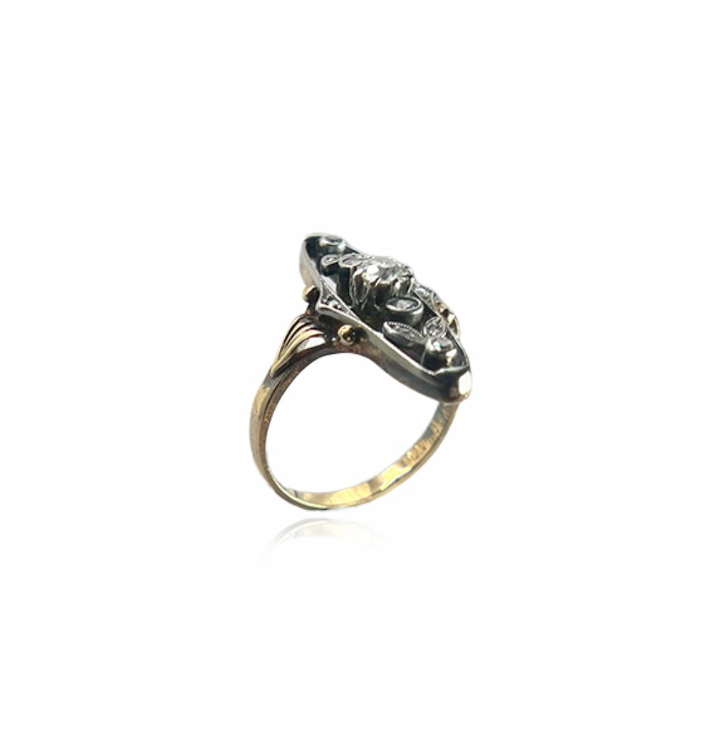 Navette Ring