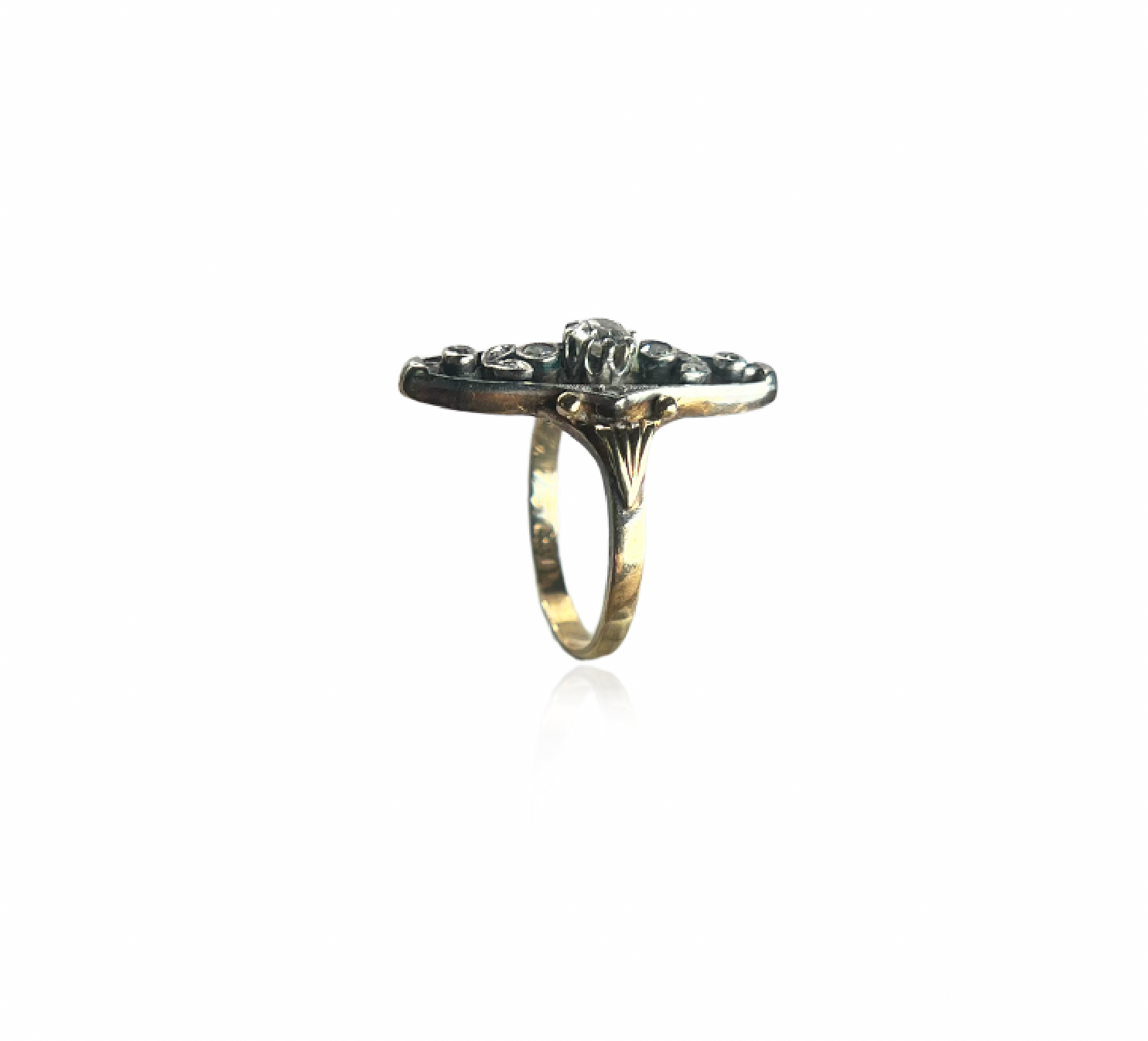 Navette Ring