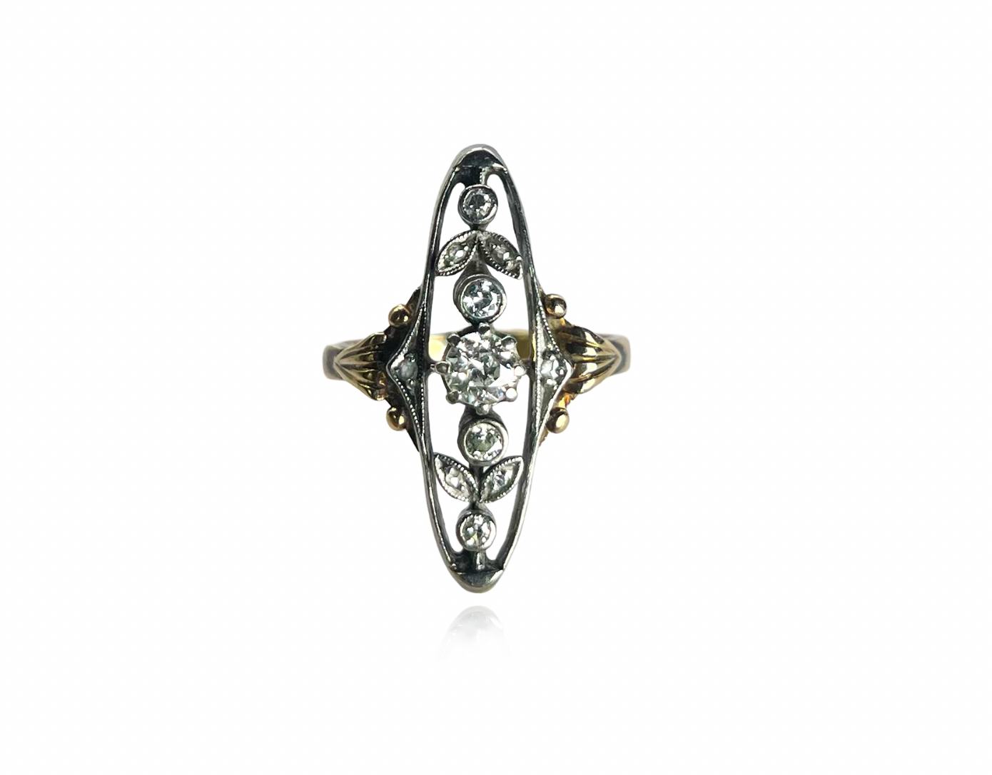 Navette Ring