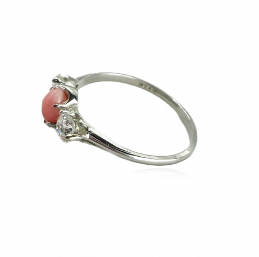 Conch Pearl and Diamond Ring