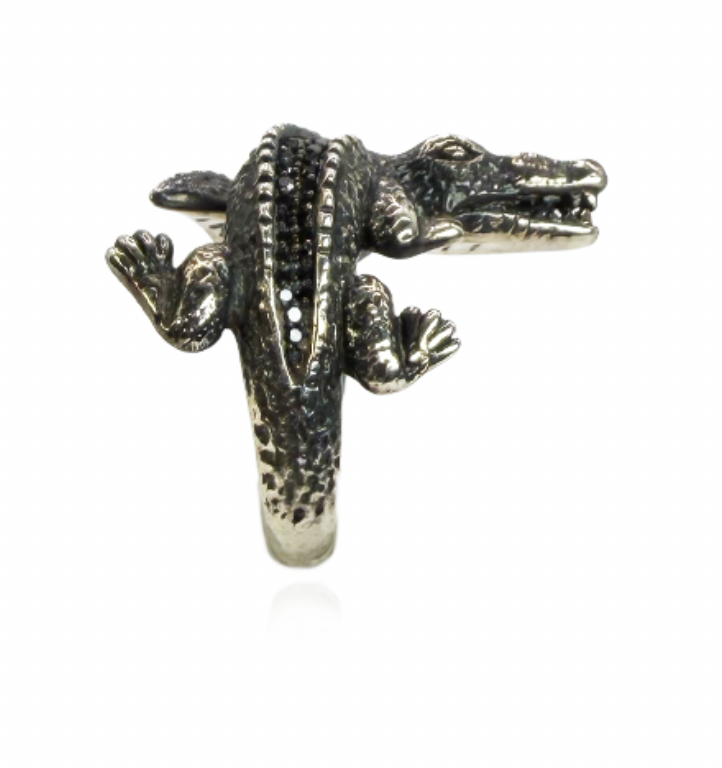 Black Diamond Aligator Ring