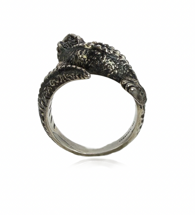 Black Diamond Aligator Ring