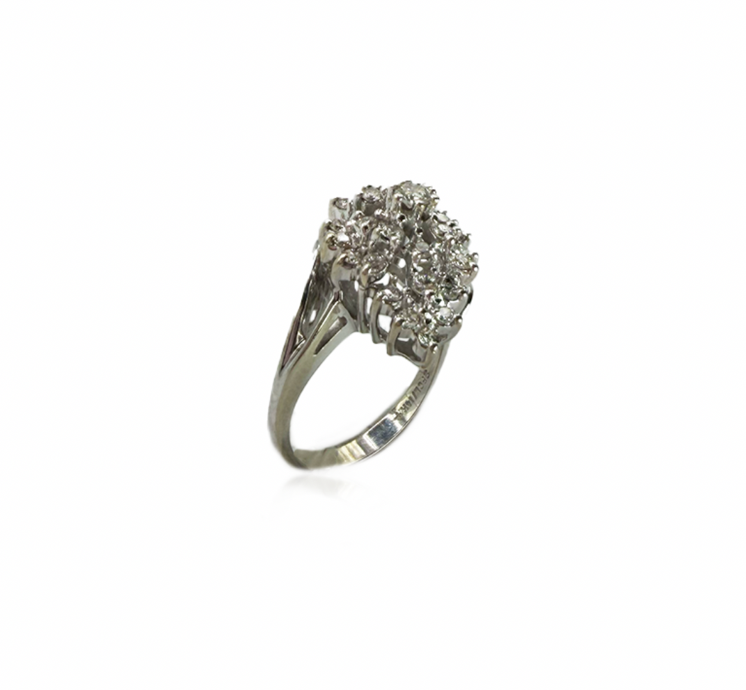 Diamond Cluster Cascade Ring