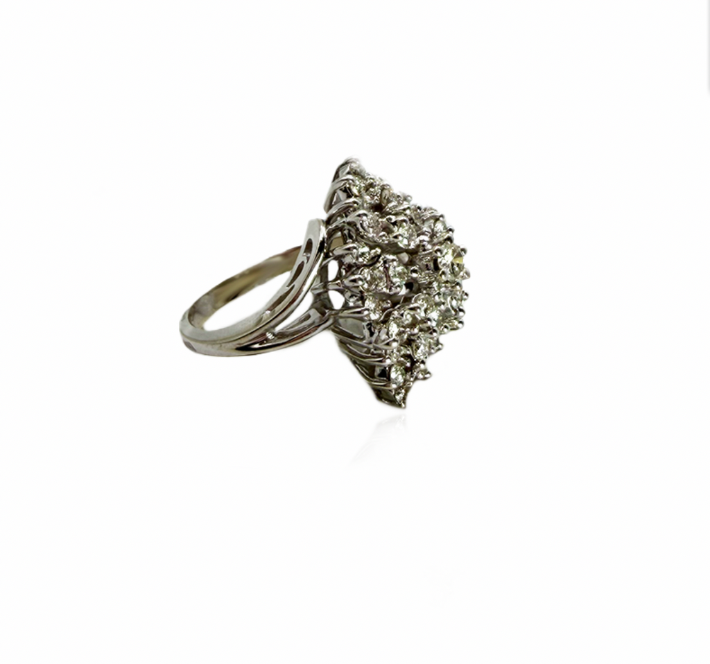 Diamond Cluster Cascade Ring