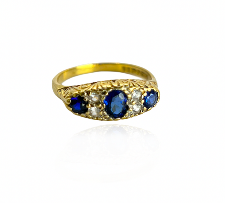 Ceylon Sapphire and Diamond Ring